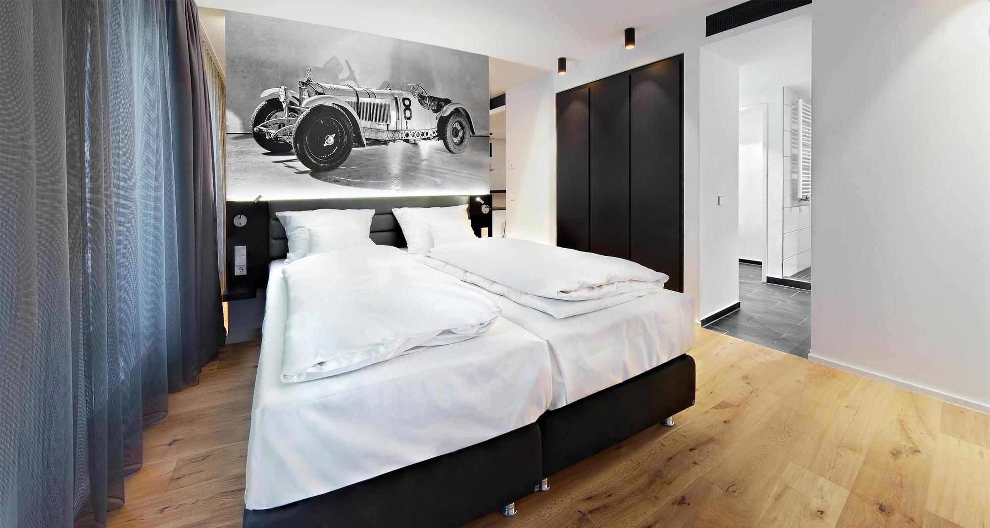 Hotel V8 Motorworld Region Stuttgart Boeblingen
