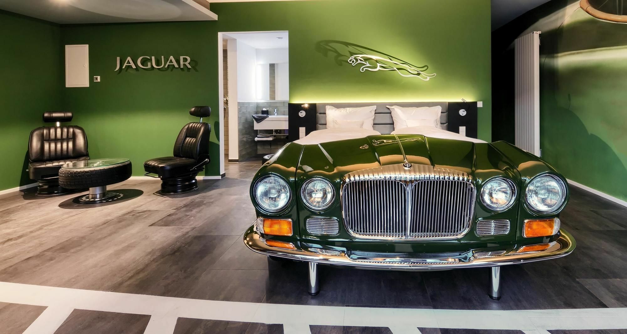 V8 Motorworld Region Stuttgart Hotel Boeblingen